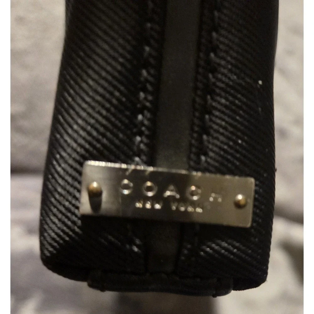Coach Black Nylon Mini Shoulder Bag Crossbody Purse‎ Zip Top Small Y2K Classic